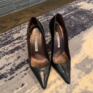 Manolo Blahnik stiletto heels in black leather with 4 inch heel